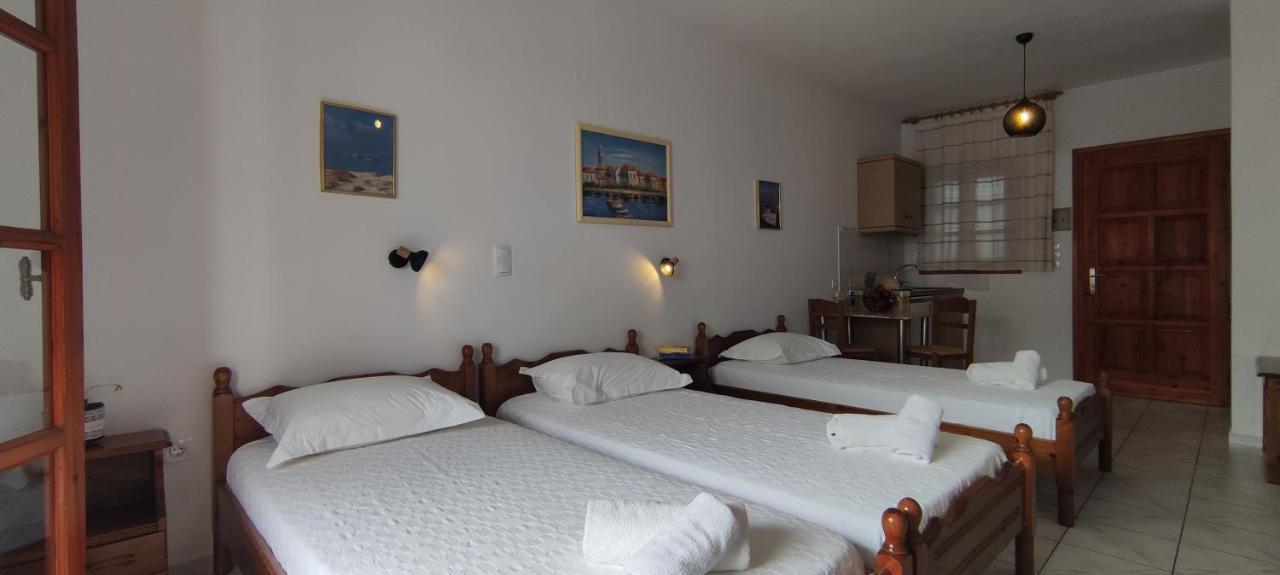 Kapetanos Rooms Naxos City Extérieur photo