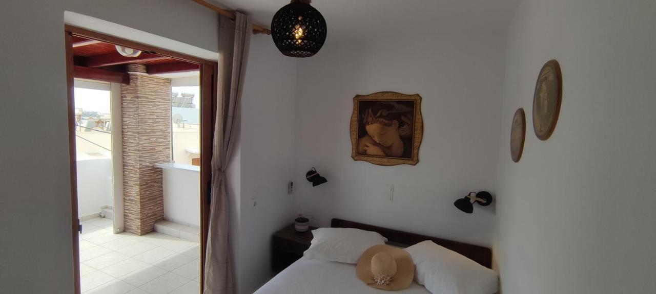 Kapetanos Rooms Naxos City Extérieur photo